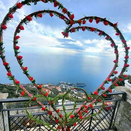 La Piazzetta 3*
