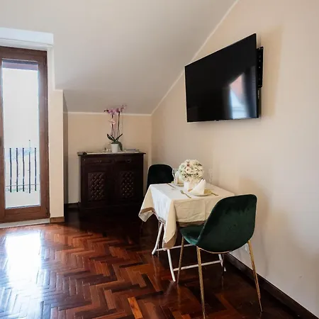 La Piazzetta Alojamento de Acomodação e Pequeno-almoço 3*
