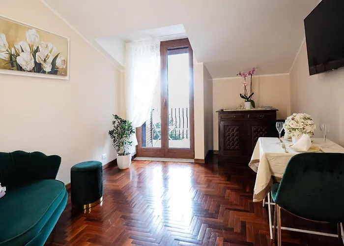 La Piazzetta Аджерола